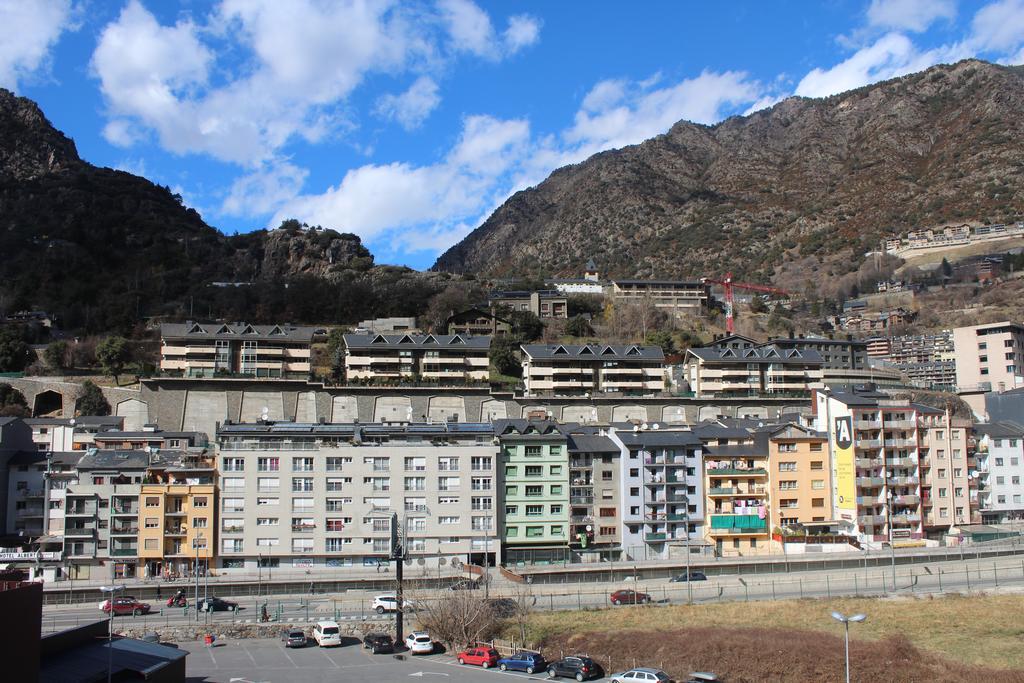 Hotel Pitiusa Andorra la Vella Exterior foto
