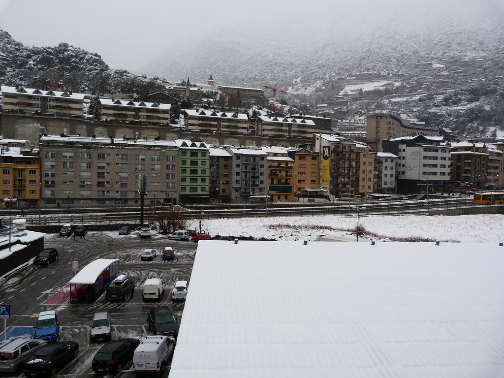 Hotel Pitiusa Andorra la Vella Exterior foto